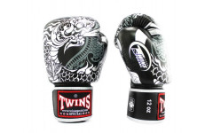 Боксерские перчатки Twins Special FBGVL3-52 Dragon black-silver 12 oz Боксерские перчатки Twins Special FBGVL3-52 Dragon black-silver 12 oz