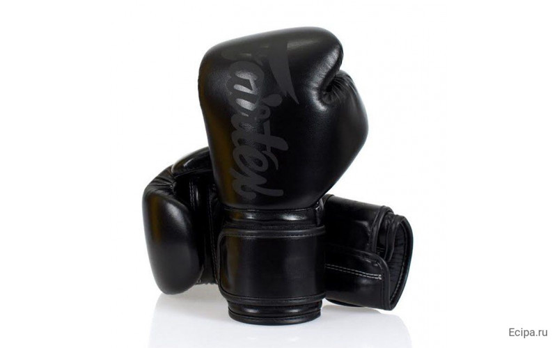 Боксерские перчатки Fairtex BGV14 Solid Black 12 oz
