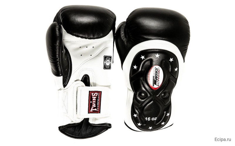 Боксерские перчатки Twins BGVL6 MK white black 14 oz
