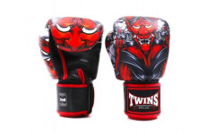 Боксерские перчатки Twins FBGVL3-58 (Кабуки) red 12 oz