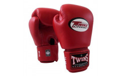 Боксерские перчатки Twins Special BGVL3 red 14 oz