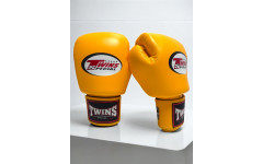 Боксерские перчатки Twins Special BGVL3 yellow 14 oz