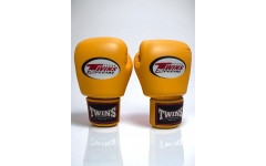 Боксерские перчатки Twins Special BGVL3 yellow 14 oz