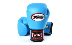 Боксерские перчатки Twins Special BGVL3 light blue 16 oz